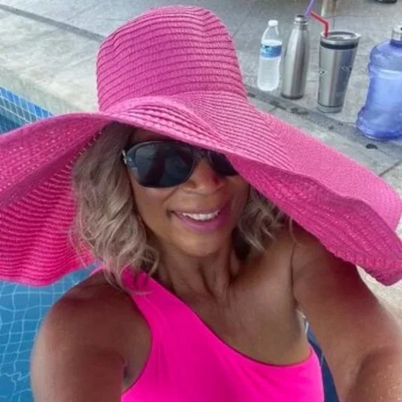 oversized wide brim straw hat hot pink - Picture 4 of 7